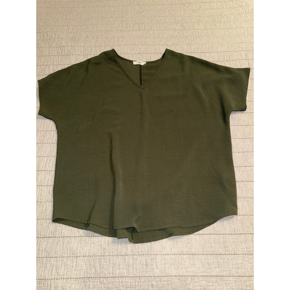 Boutique blouse medium